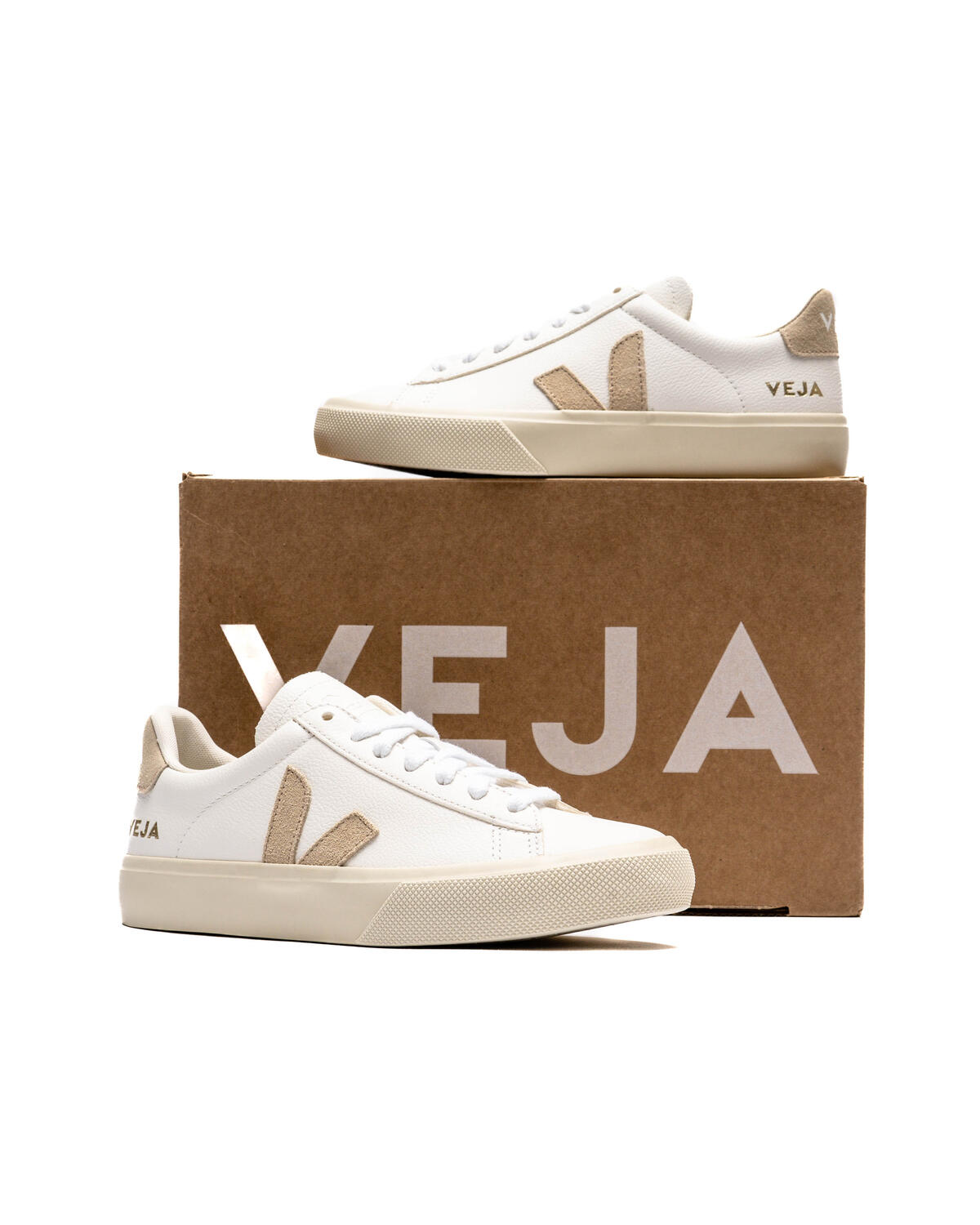 Veja Campo Chromefree Extra White/Almond (Women's) - Image 10
