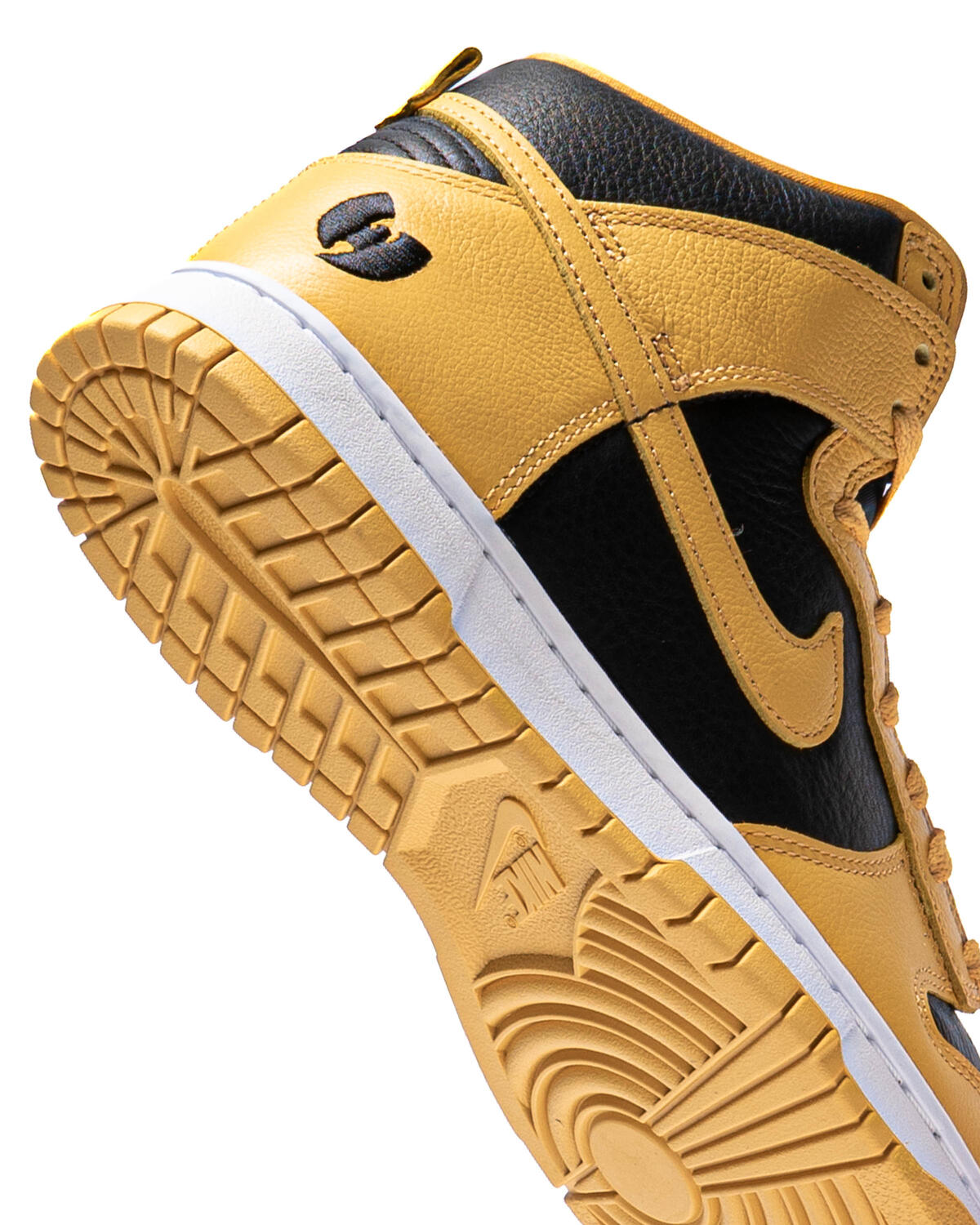 Nike x Wu-Tang Clan x Wu-Tang Dunk High Retro Premium - Black/Pollen/White - Image 27