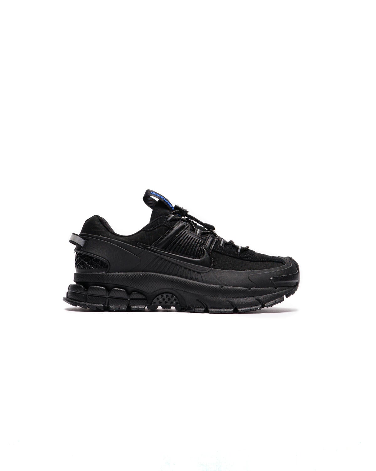 Nike Zoom Vomero Roam Black - FV2295-002 Size 8 Nike Zoom Vomero Roam Black Winterized Sneakers, Size 11  main image 3