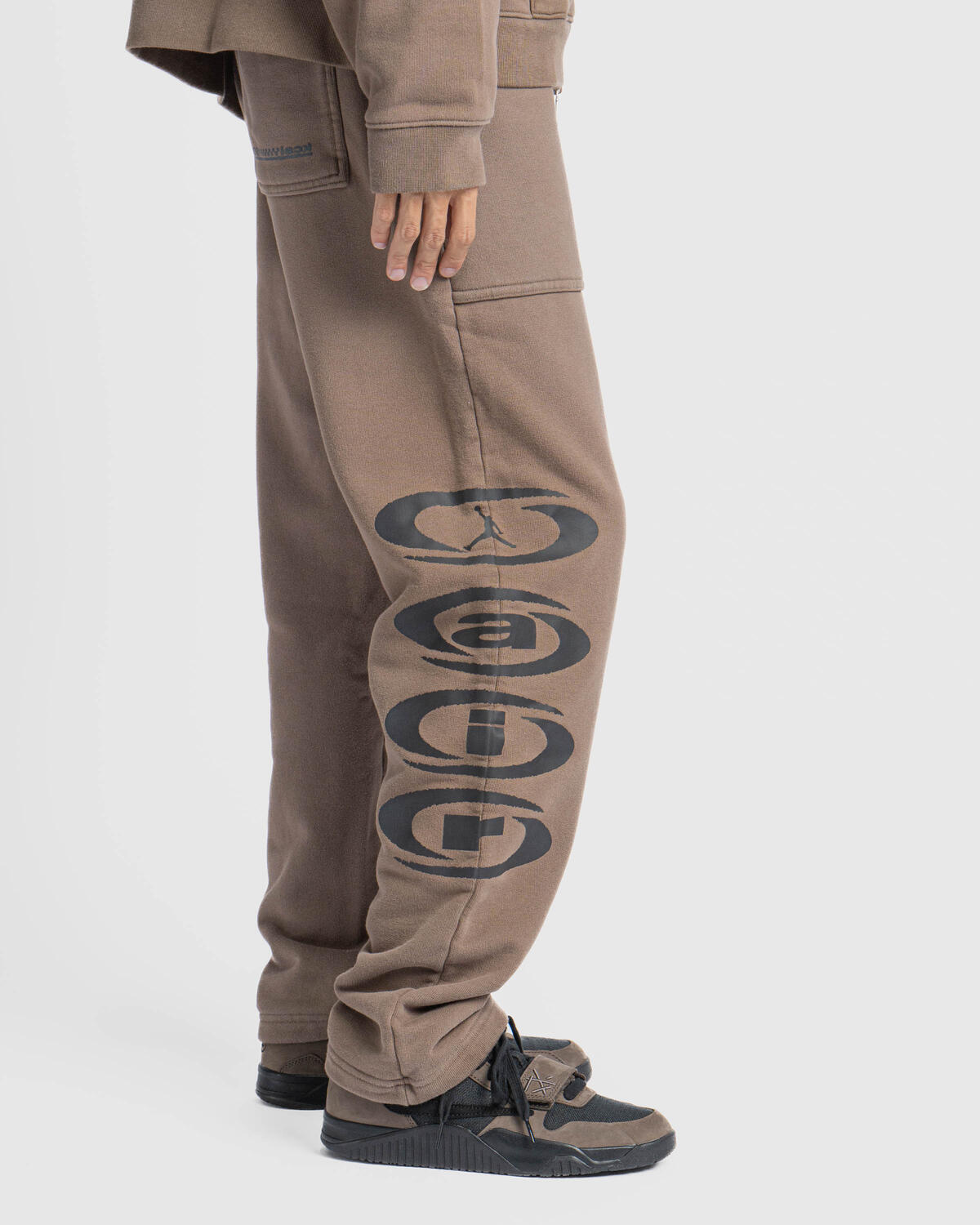 Air Jordan x Travis Scott Cactus Jack Fleece Pants Palomino - Image 9