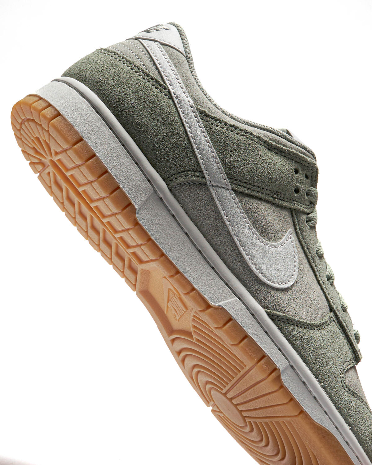 Size 6, 6.5, Nike Dunk SE Low Jade Horizon Gum. HQ1931-300. NEW! Men main image 2