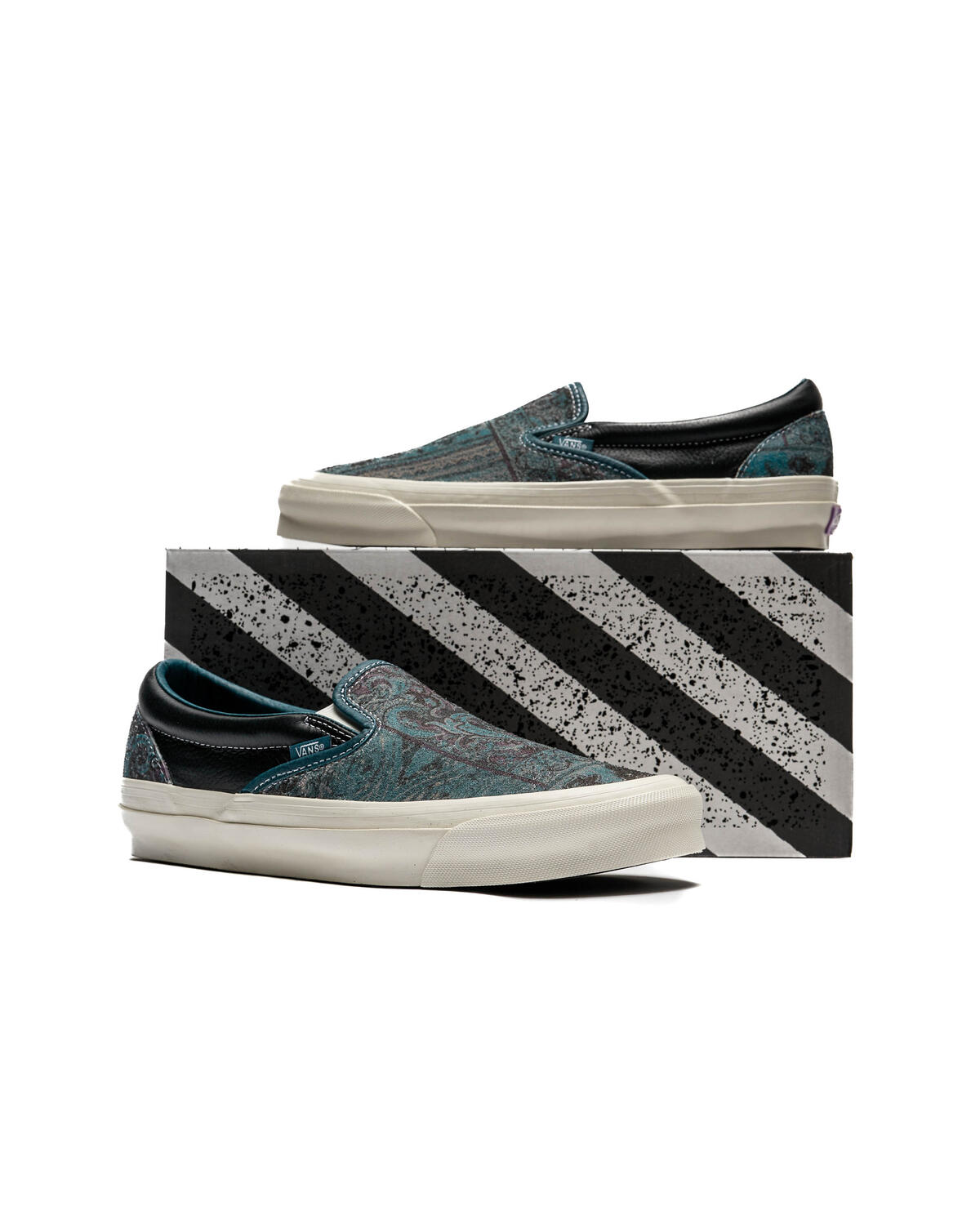 Vans Classic Slip-On - Image 6