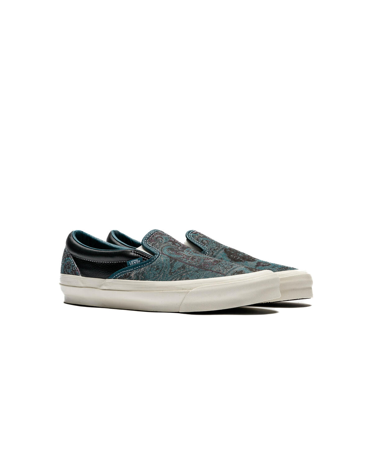 Vans Classic Slip-On - Image 3
