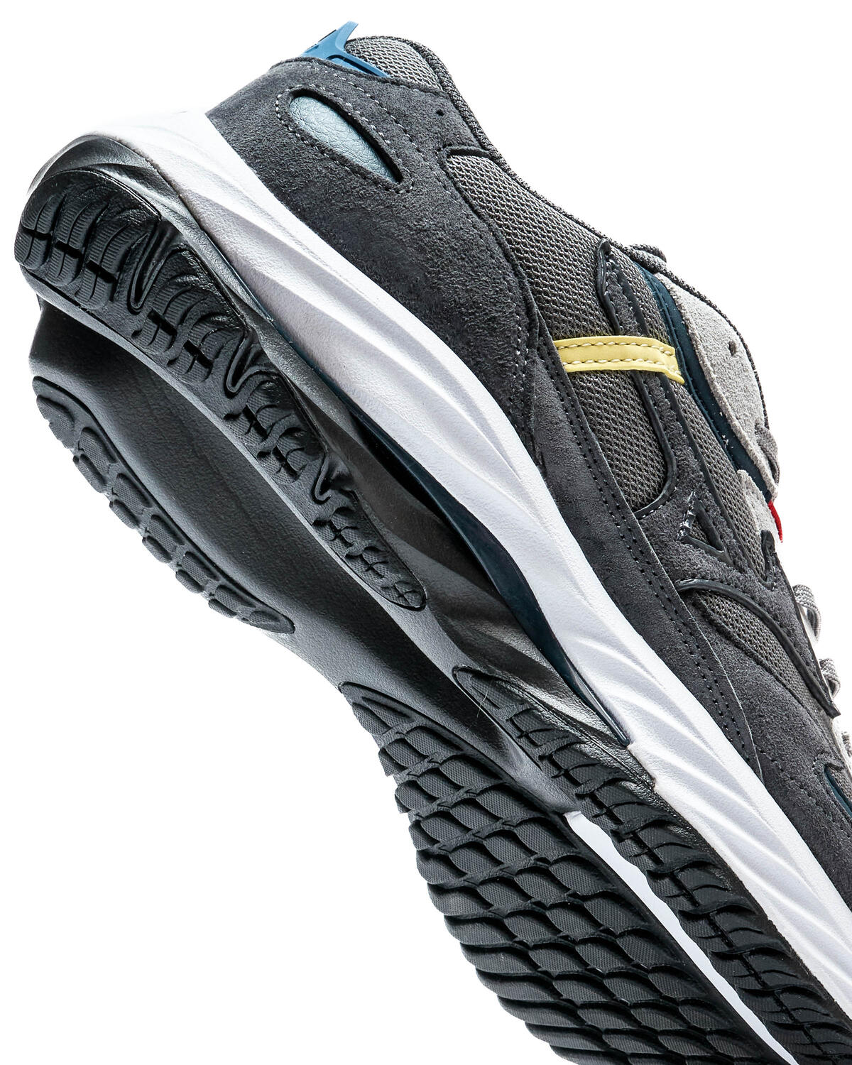 Mizuno x Graphpaper Wave Rider Beta - Image 7