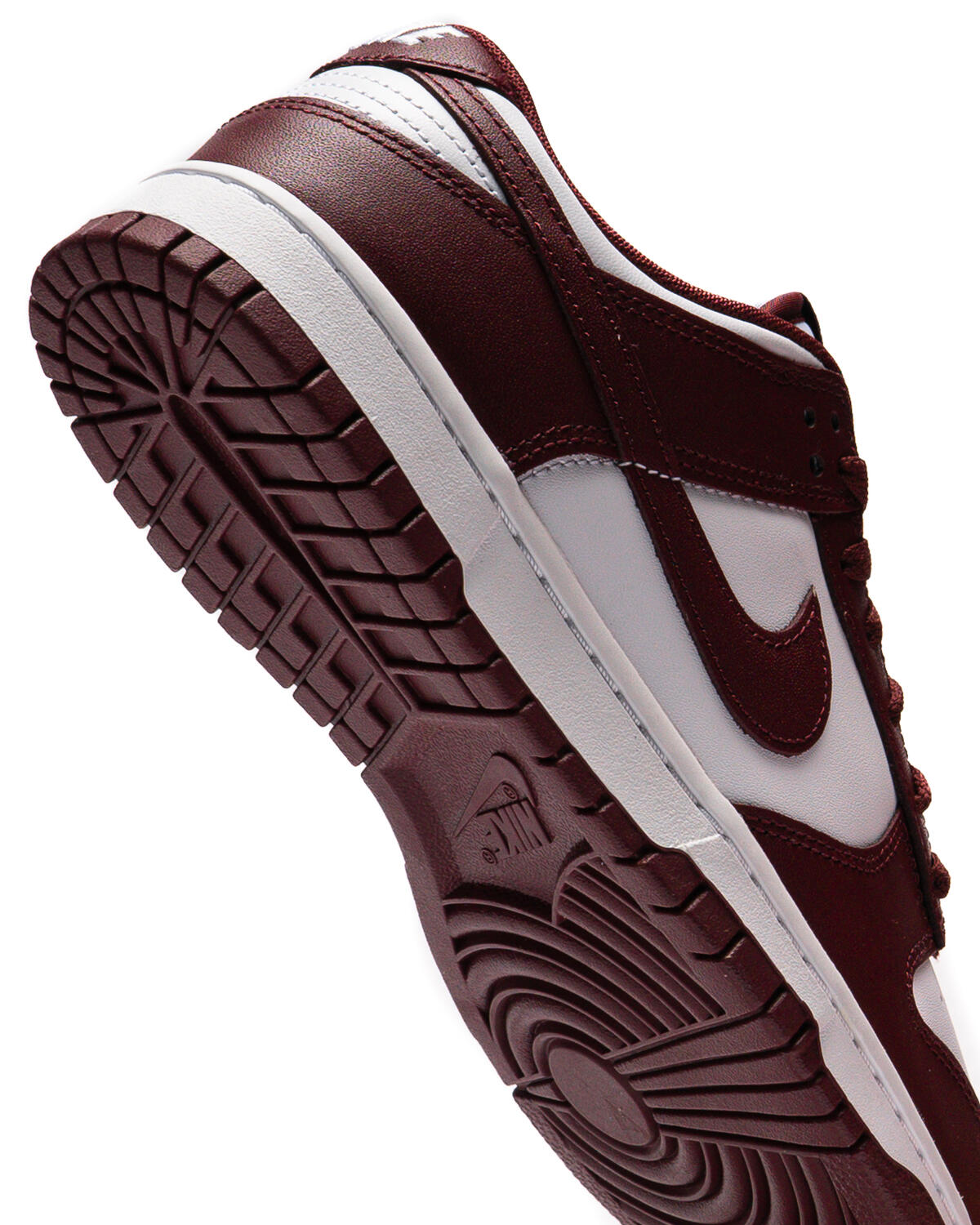 Nike Dunk Low Retro White / Redwood / Gym Red - Image 29