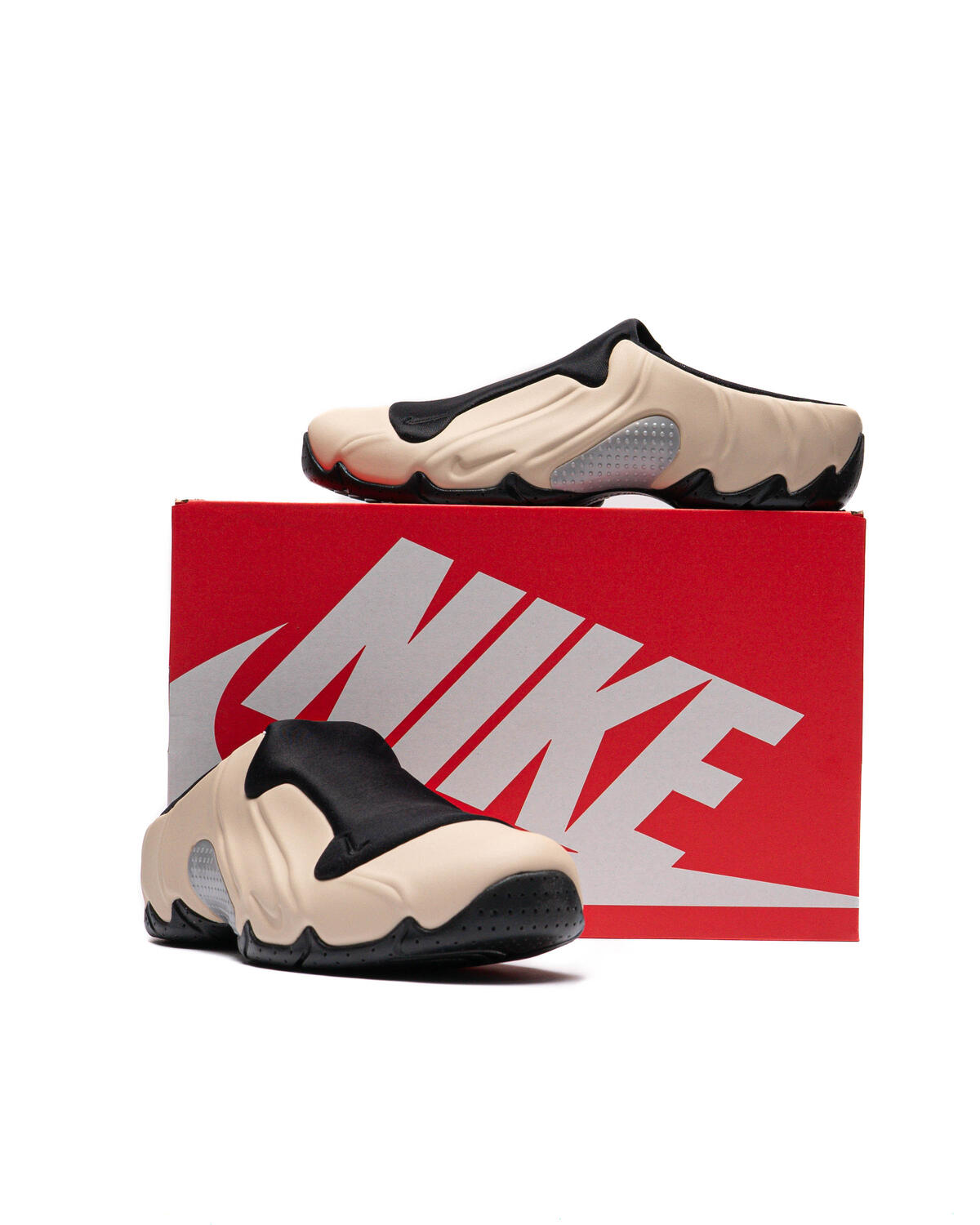 Nike Clogposite Sanddrift / Black - Image 20