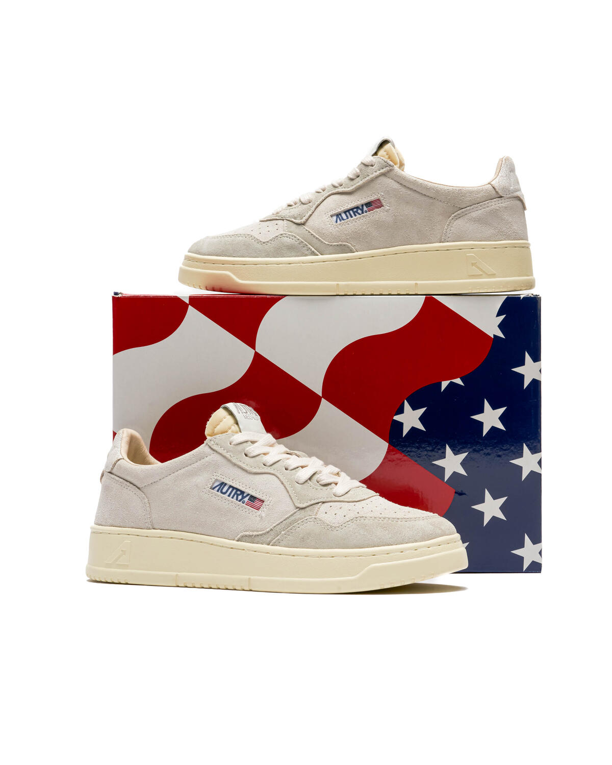 Autry Medalist Low (Women's) - Image 6