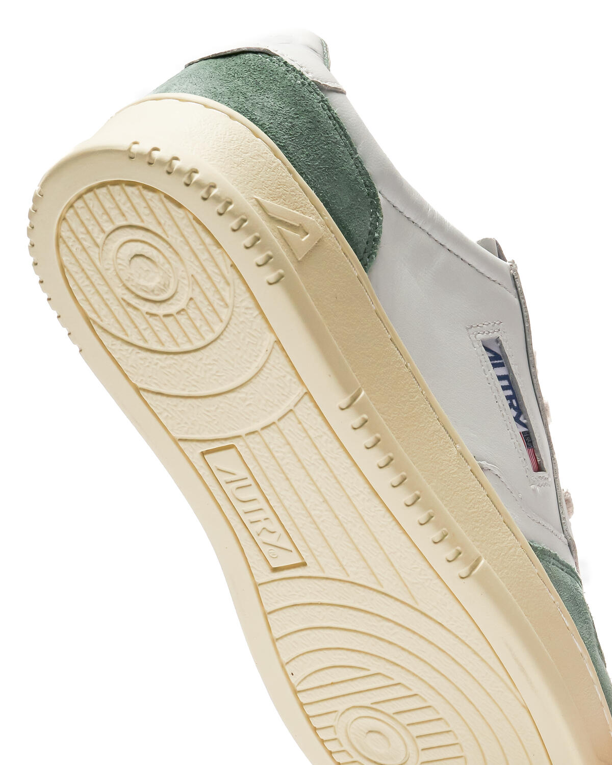 Autry Medalist Low Man Leather Suede White Mountain (Women's) - Image 7