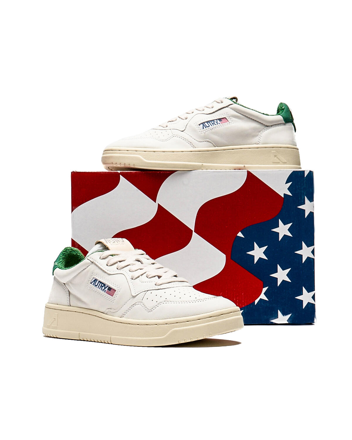 Autry Action Shoes WMNS Medalist LOW - Image 6