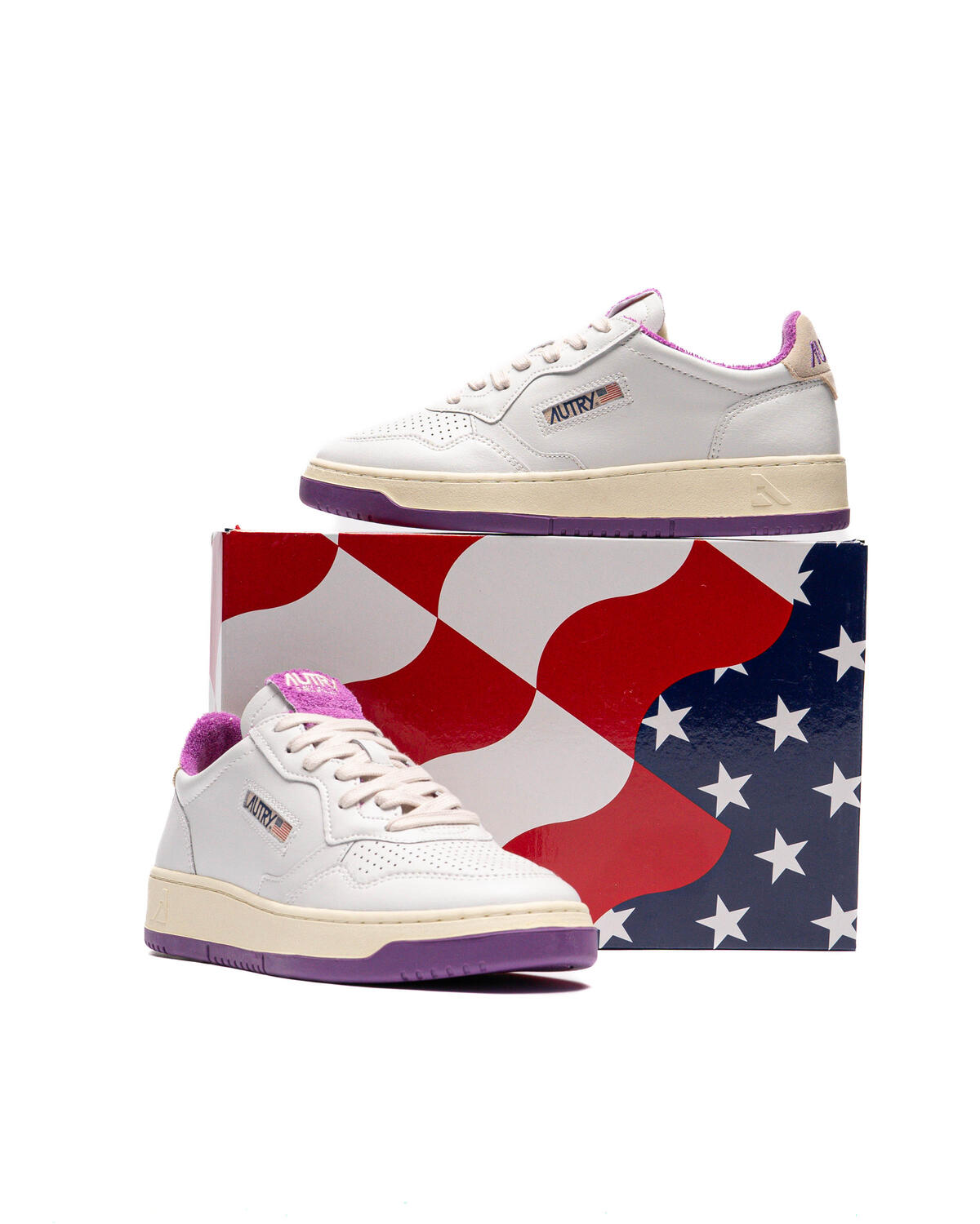 Autry Medalist Low (Women's) - Image 6