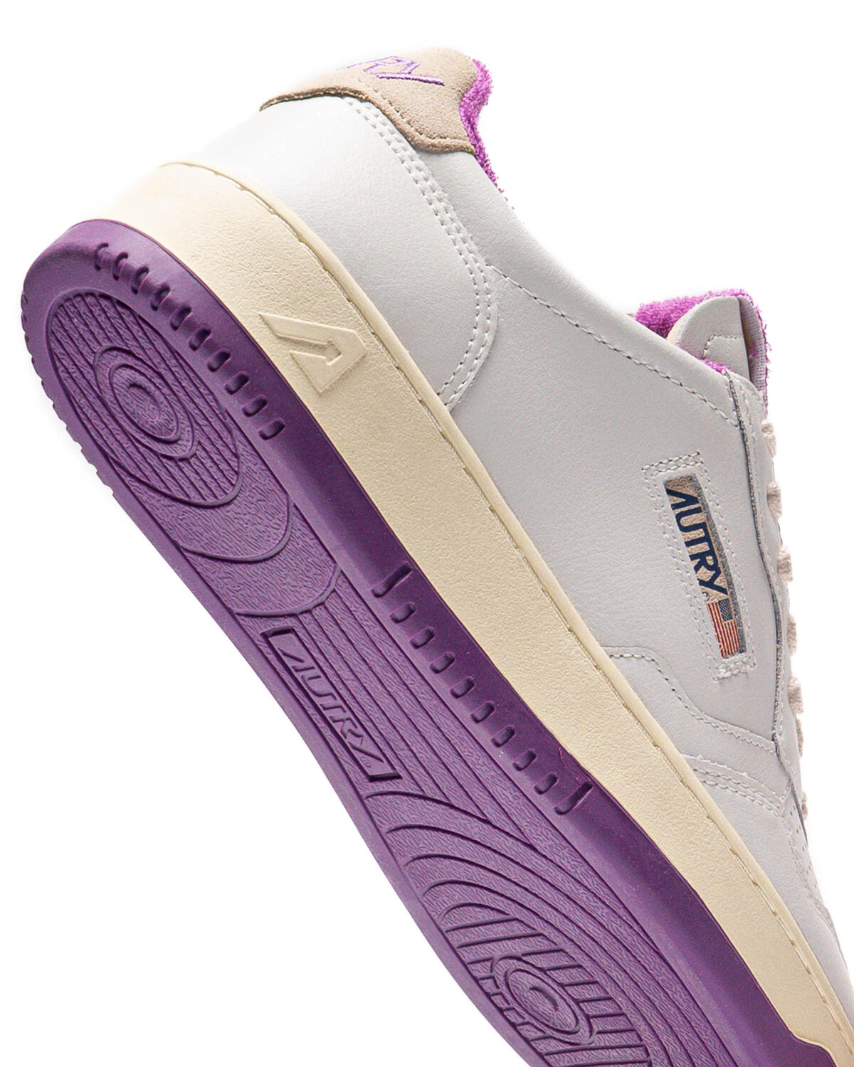 Autry Medalist Low (Women's) - Image 7