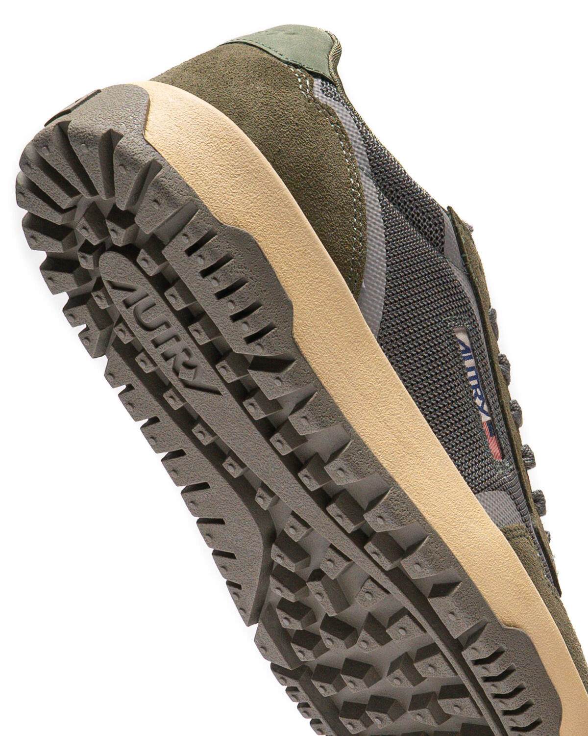 Autry Action Shoes Wildpace Low - Image 7