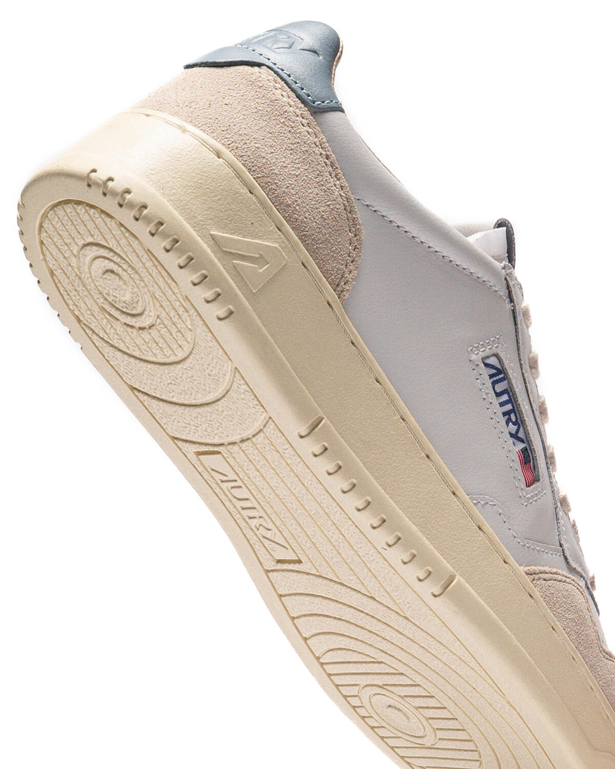 Autry Medalist Leather Sneakers - Image 7