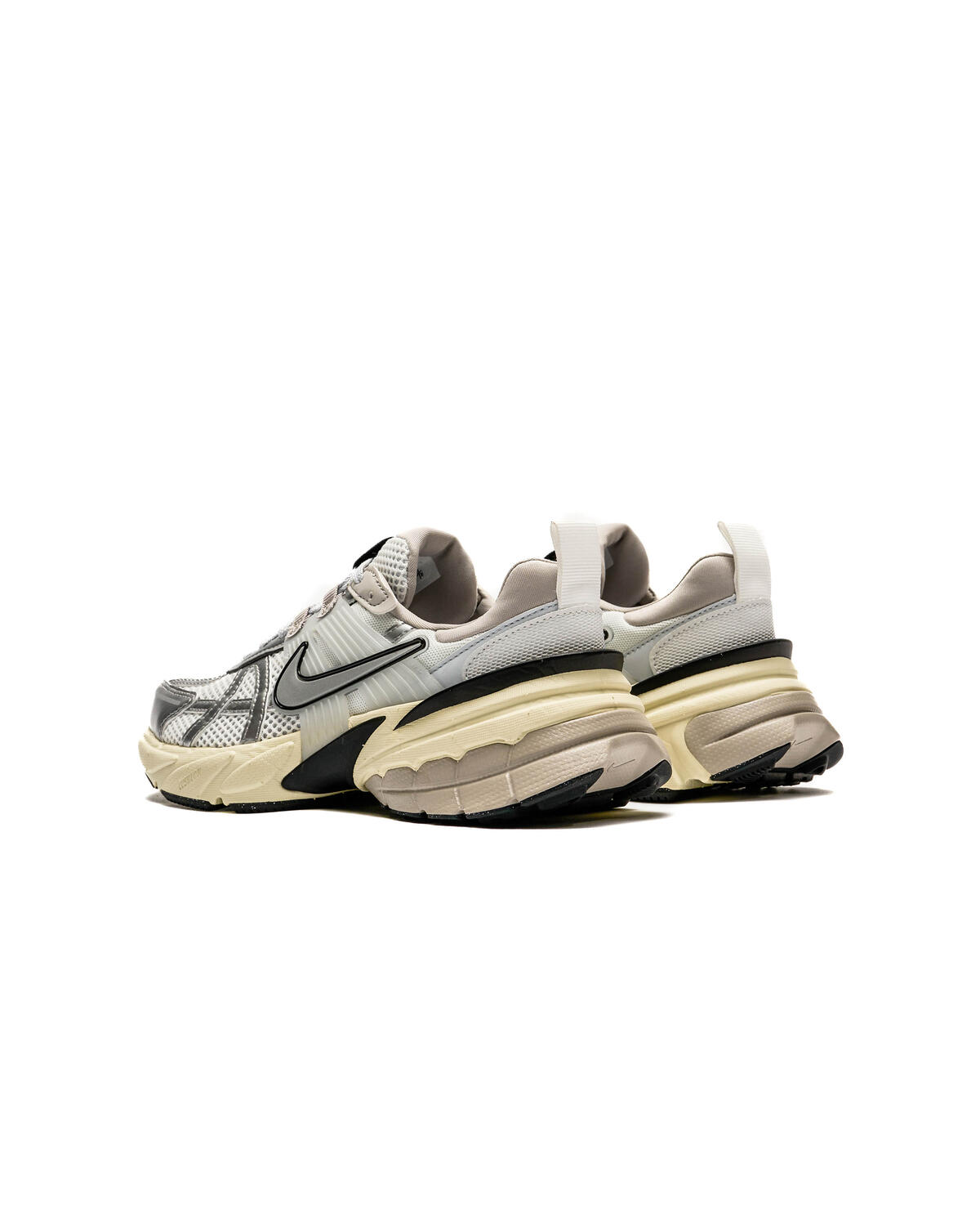 Nike V2k Run - Summit White/Metallic Silver (Women's) - Image 29