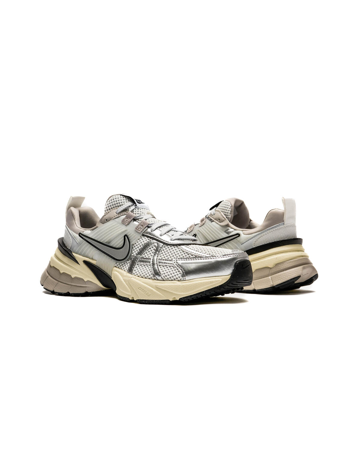 Nike V2k Run - Summit White/Metallic Silver (Women's) - Image 30