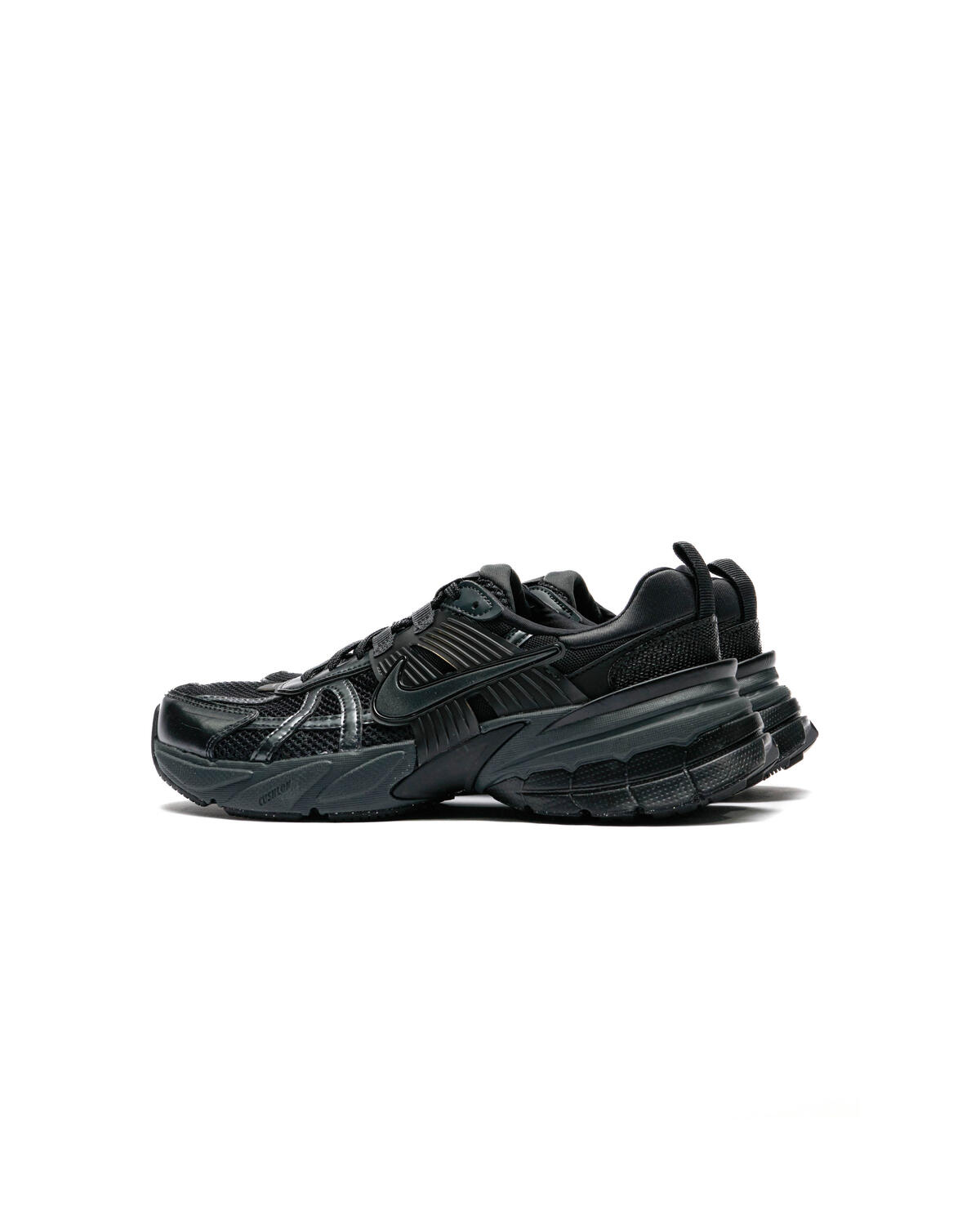 Nike Women's V2K Run Black/Dark Smoke - Image 22