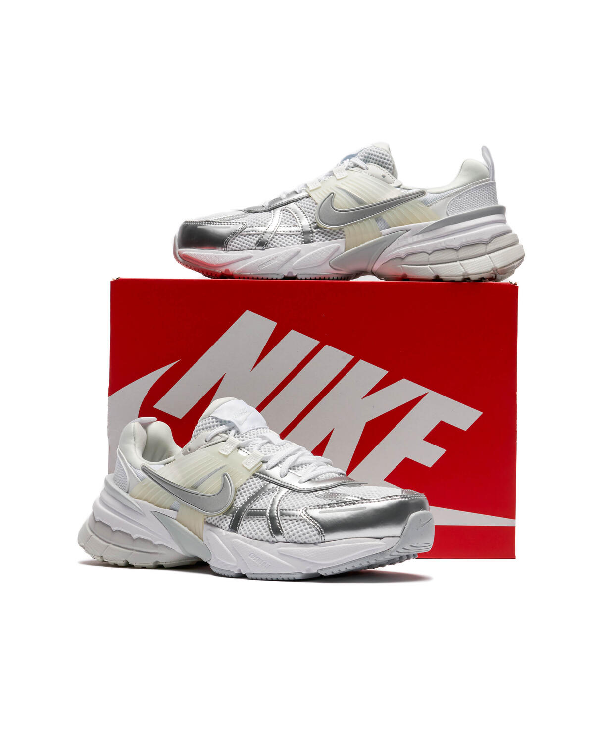 Nike V2K Run 'White/Metallic Silver/Platinum Tint' (Women's) - Image 30