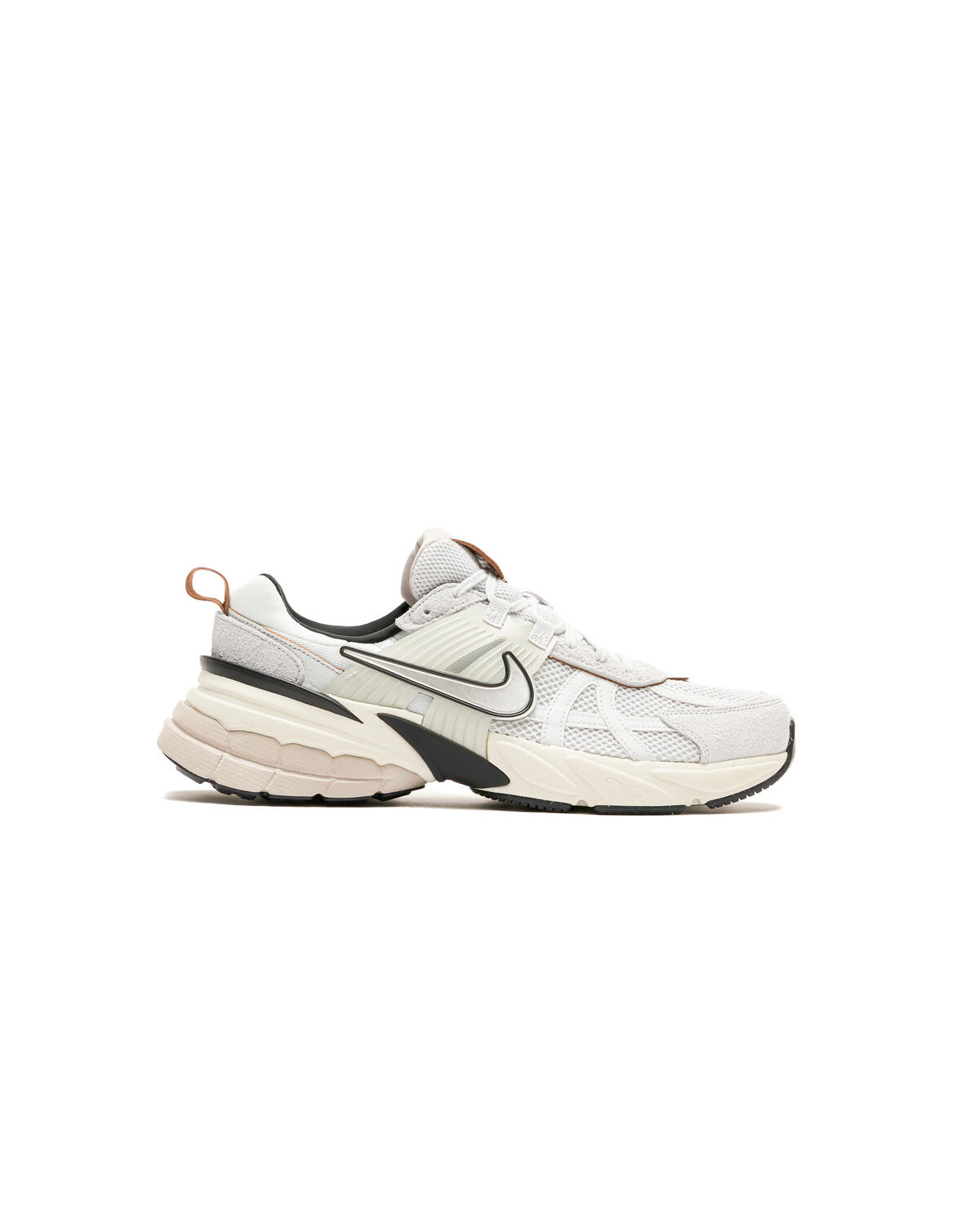 Nike V2K Run W Pure Platinum / Chrome (Women's) - Image 15