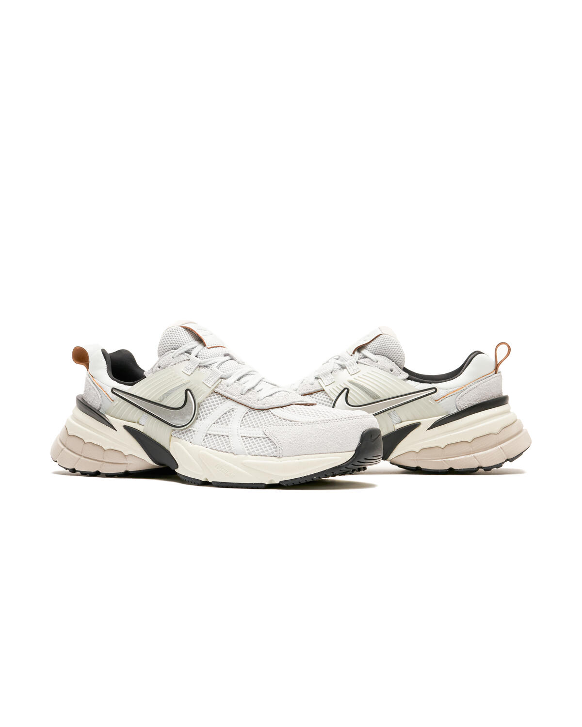 Nike V2K Run W Pure Platinum / Chrome (Women's) - Image 18