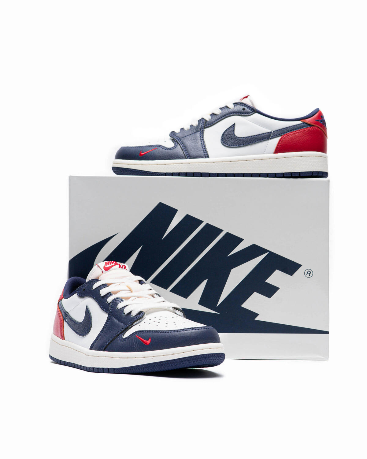 Air Jordan 1 Low 'Howard University' - Image 38