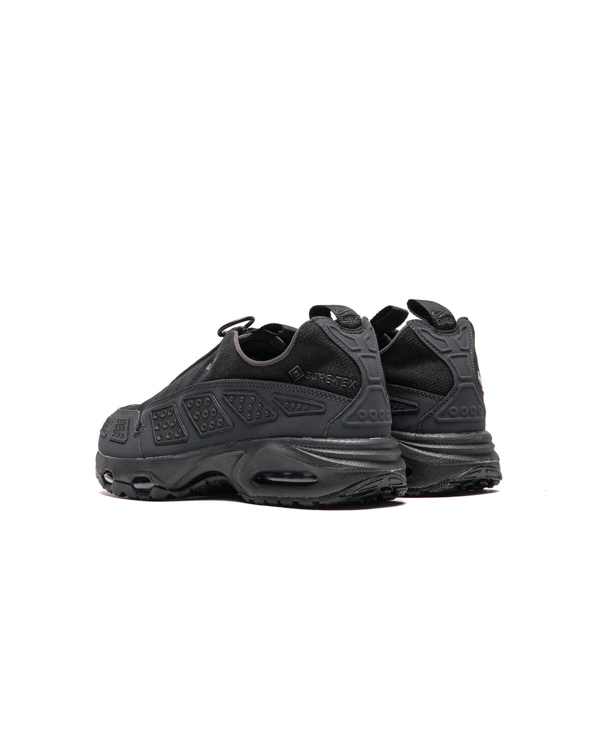 Nike Air Max Sunder Gore-Tex Black/Dark Smoke Grey (Women's) - Image 46
