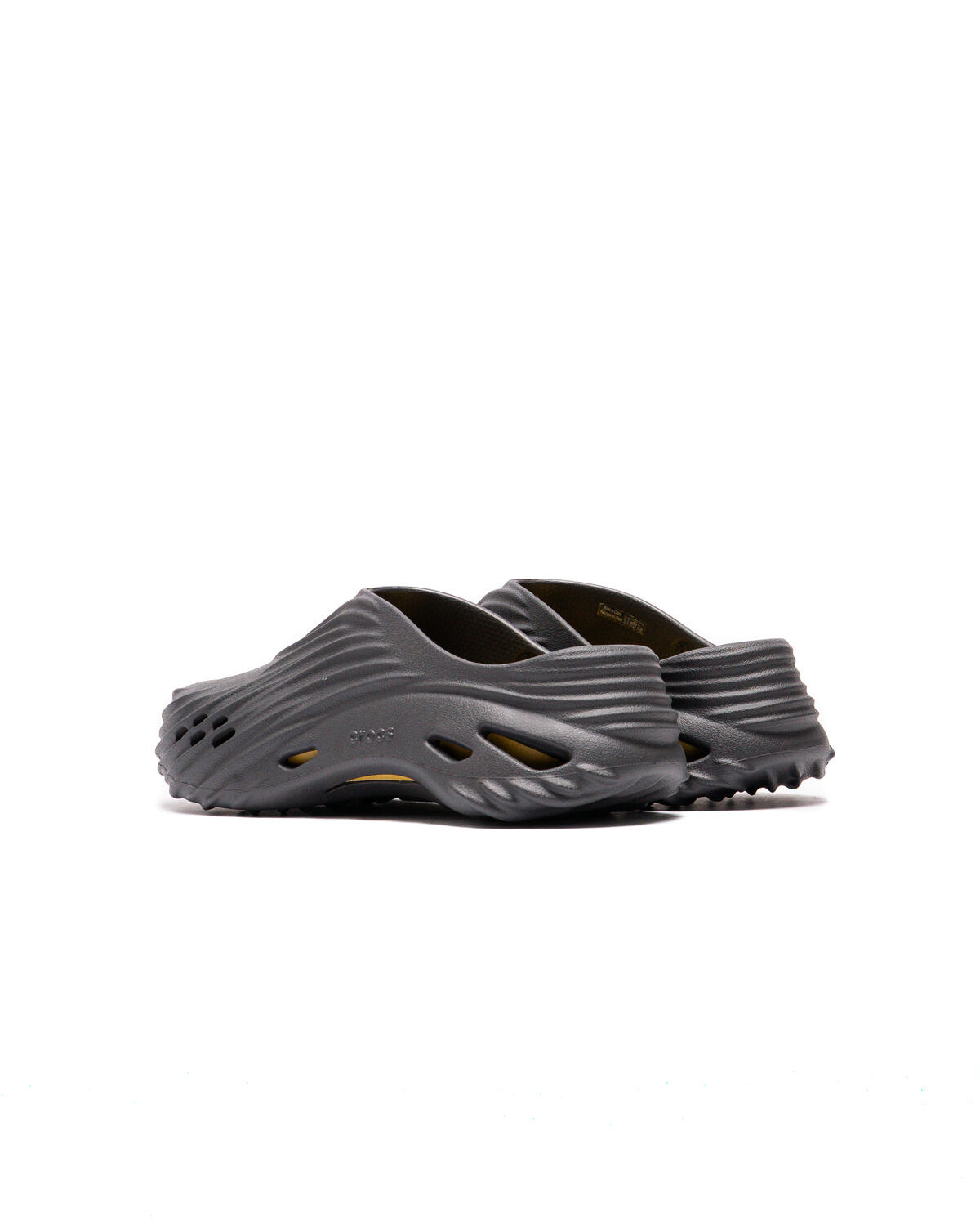 Crocs Echo Wave (Black Sand) - Image 4