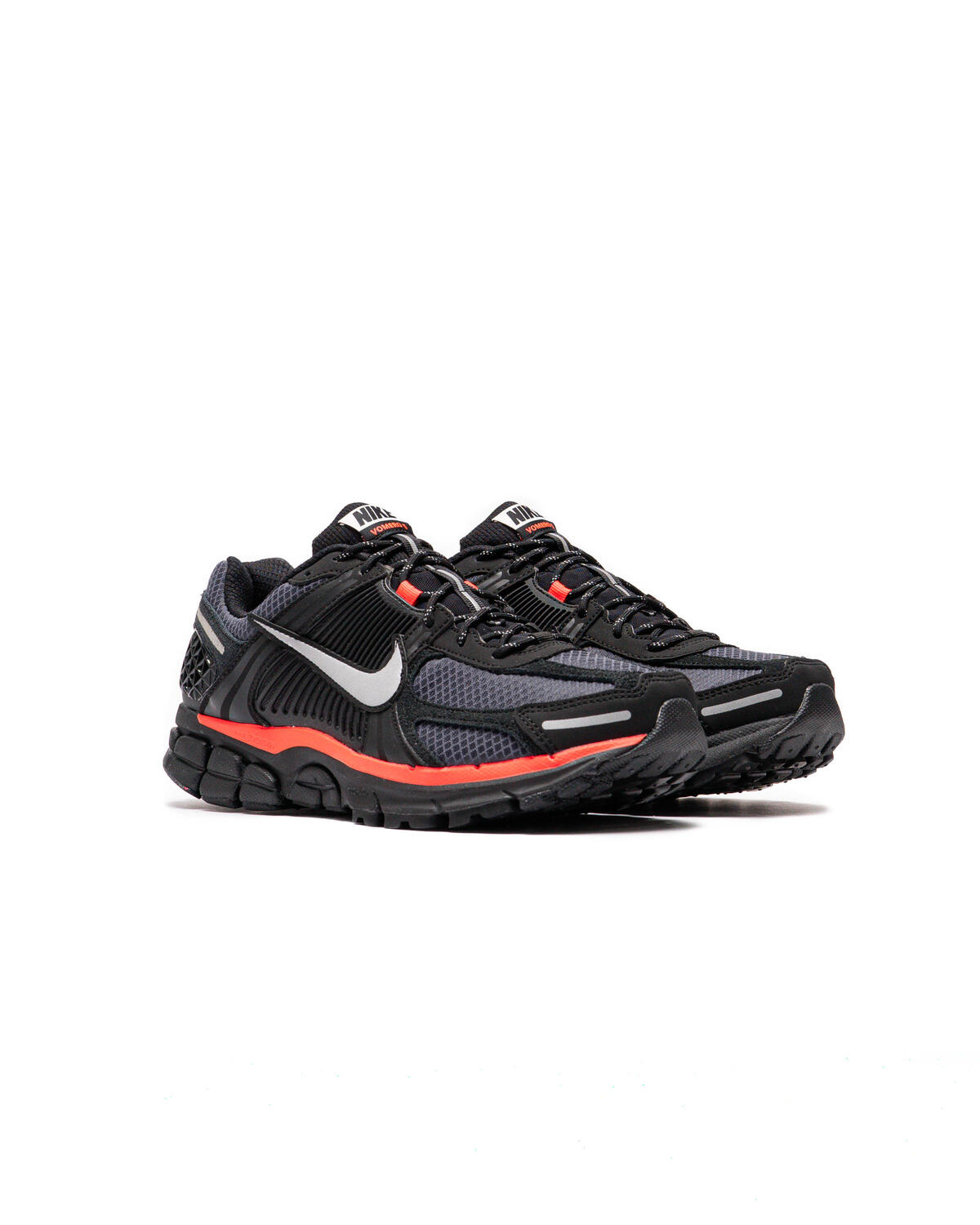 Nike Zoom Vomero 5 'Bred' - Image 3