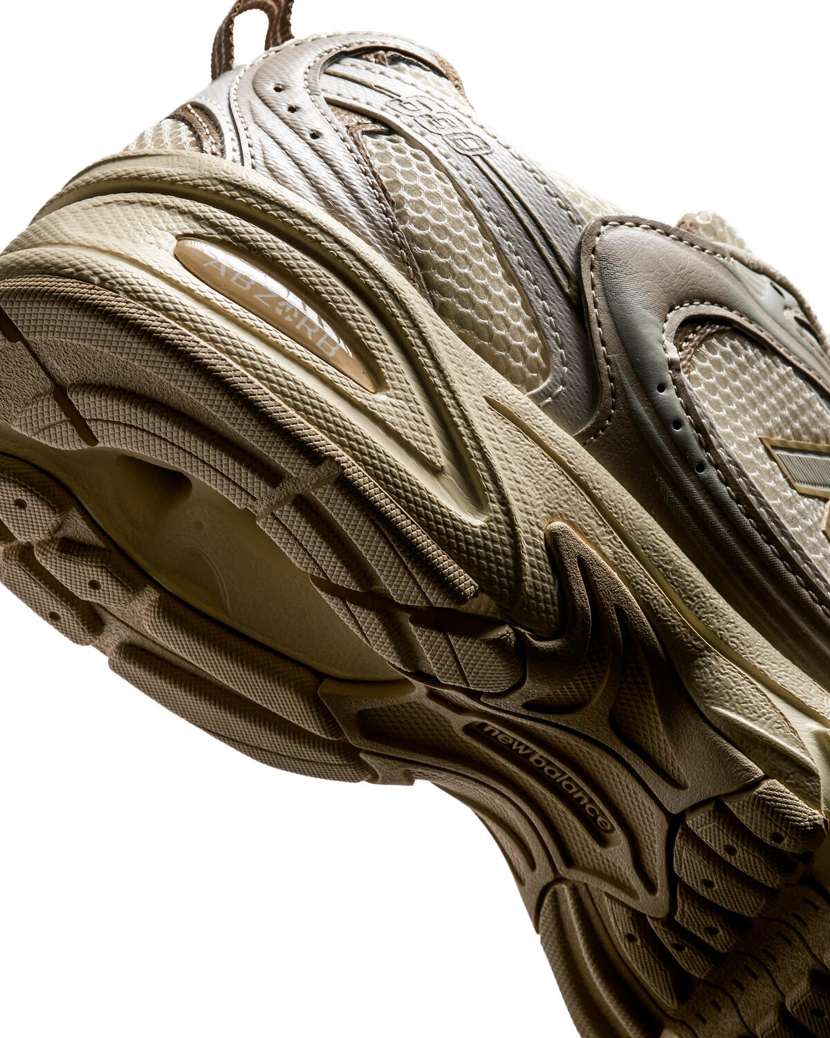 New Balance MR530AA Beige - Image 24