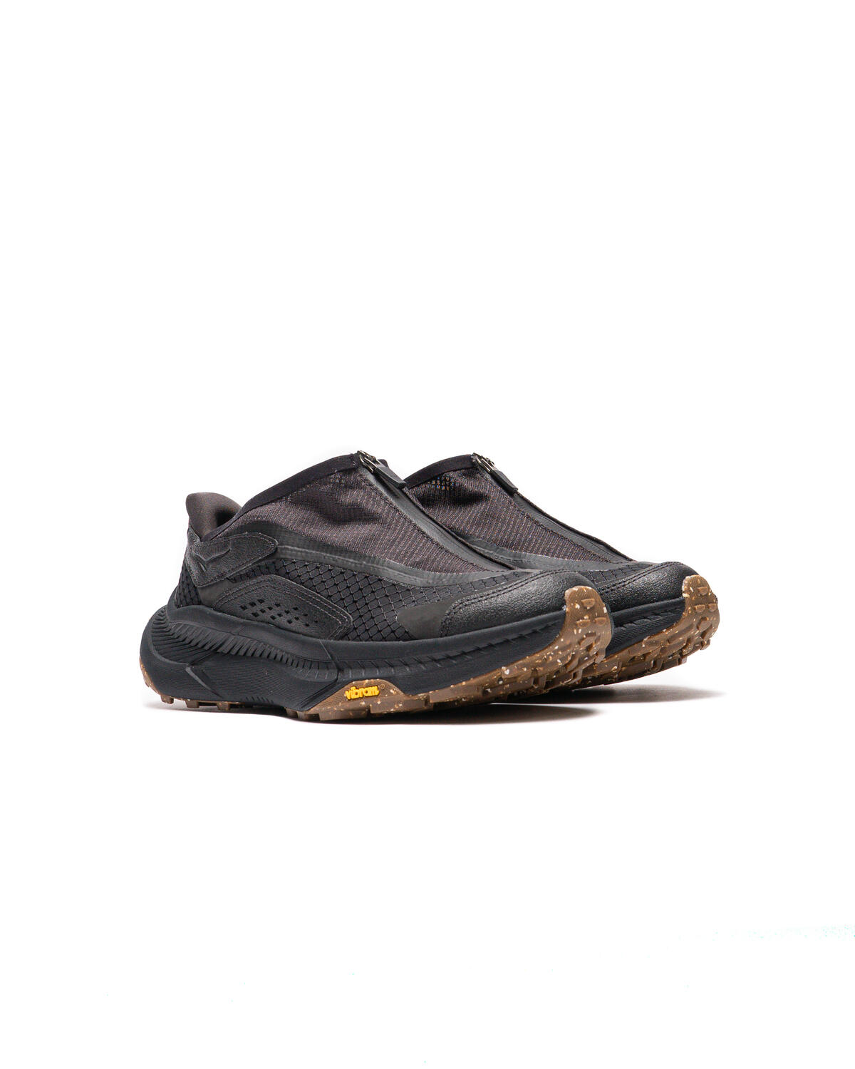 hoka-one-one-project-transport 