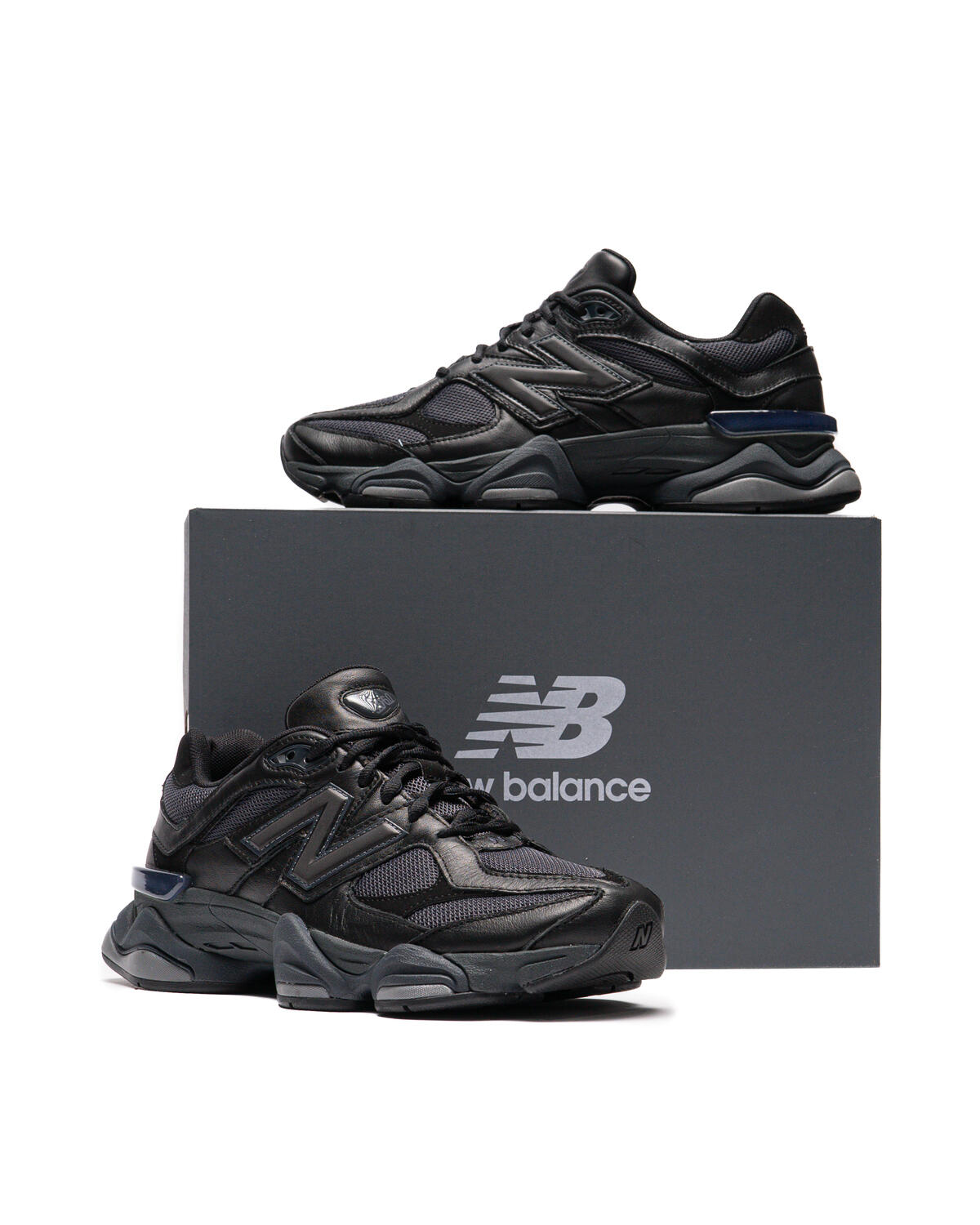 New Balance 9060 Black - Image 24