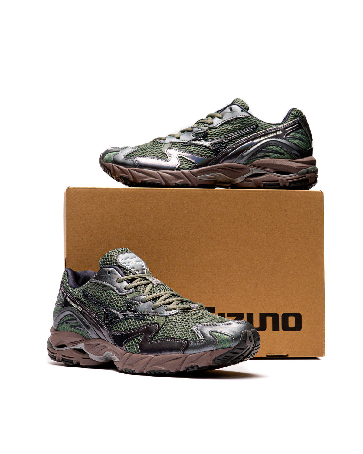 Mizuno Wave Rider 10 Agave Green / Black Sand - Image 24