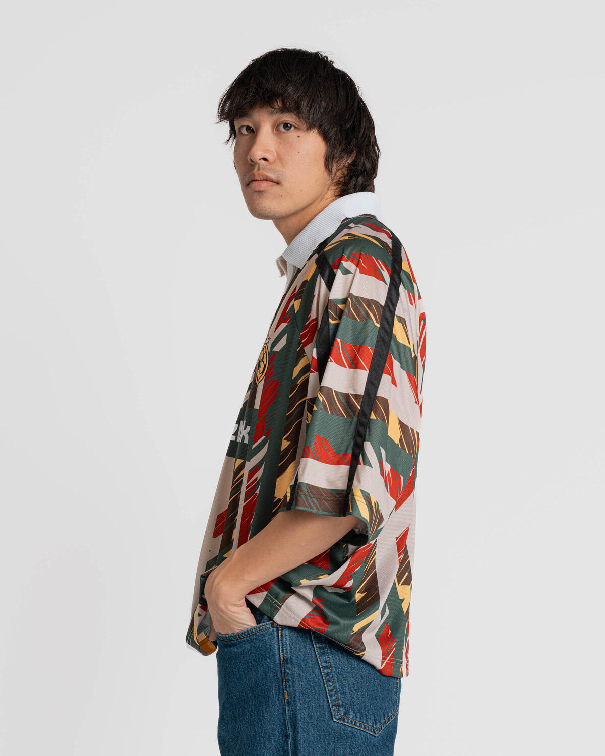 Reebok Soccer Tee 22 Graphic Beige/Red - Image 5