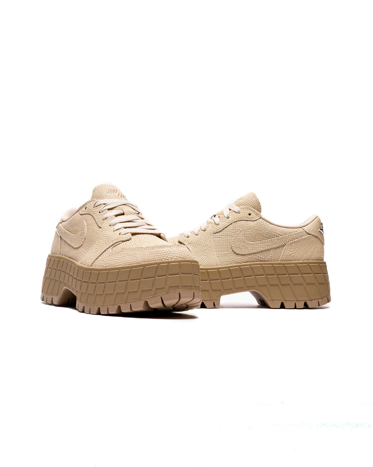 Air Jordan Women's 1 Brooklyn Low Rattan - Image 11