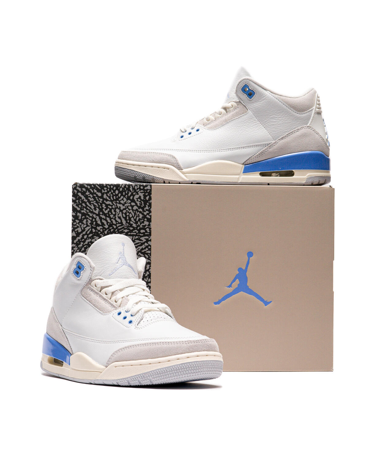 Air Jordan 3 Retro 'Lucky Shorts' - Image 60