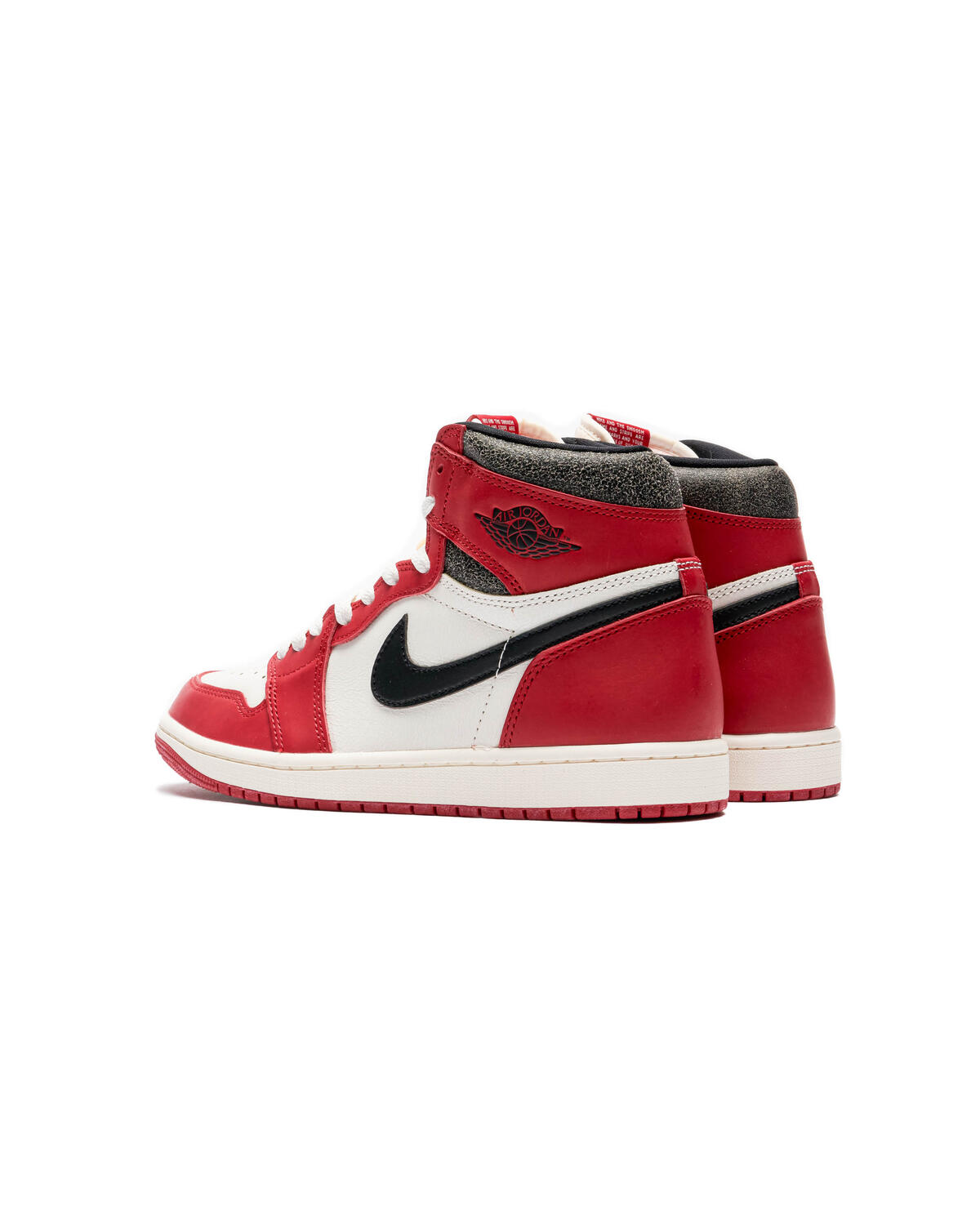 Air Jordan 1 Retro High OG 'Varsity Red' - Image 23