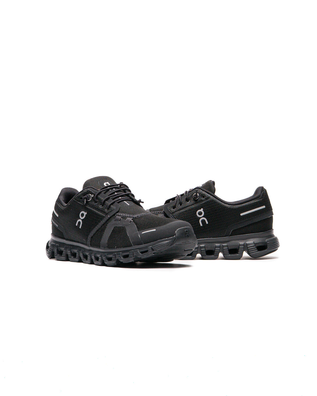 On Running WMNS Cloud 6 - Black - Image 24