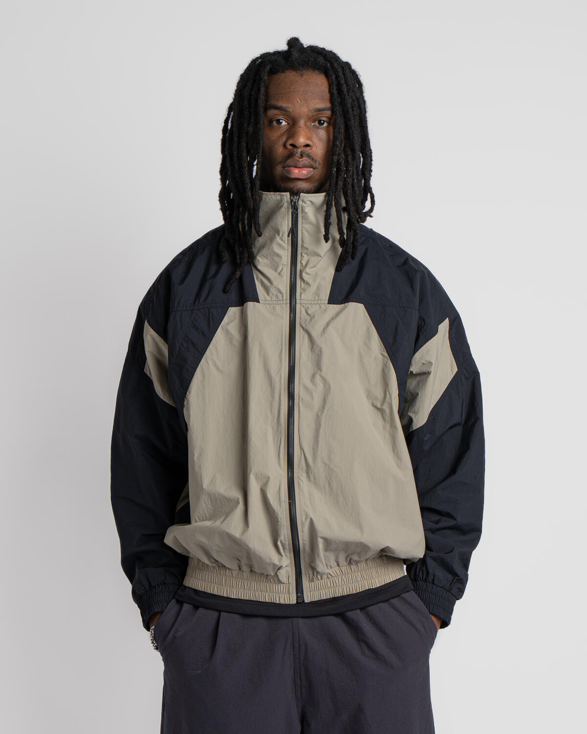 Mizuno Light Windbreaker Jacket - Image 4