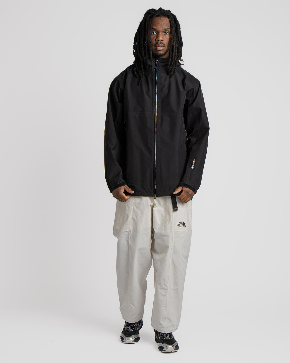 Mizuno Gore-Tex Field Shell Jacket - Image 3