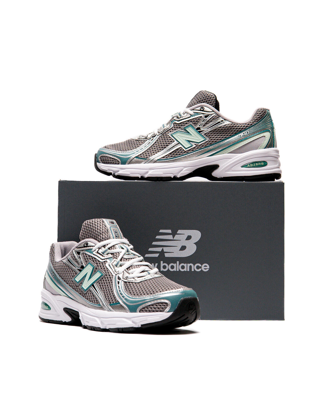 New Balance 740 "Metallic Green" (Women's) - Image 22