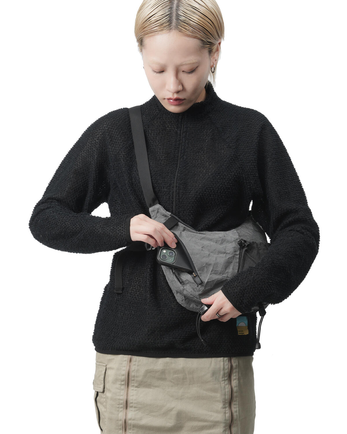 Sealson Crossbody Bag - Image 4