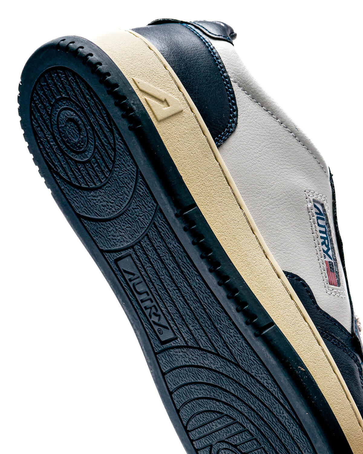 Autry Medalist W White / Blue (Women's) - Image 10