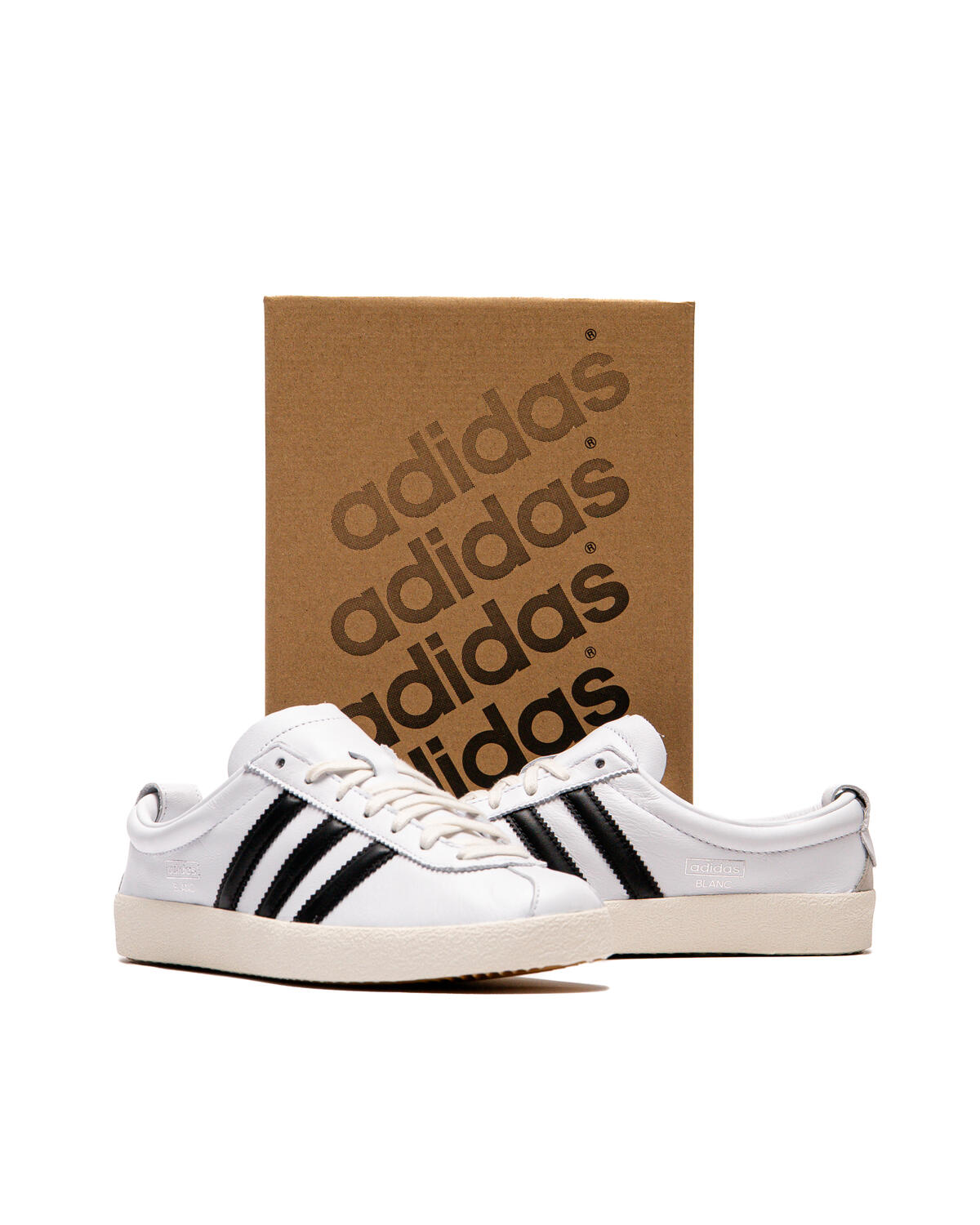 Adidas Blanc White/Core Black/Off White (Women's) - Image 15