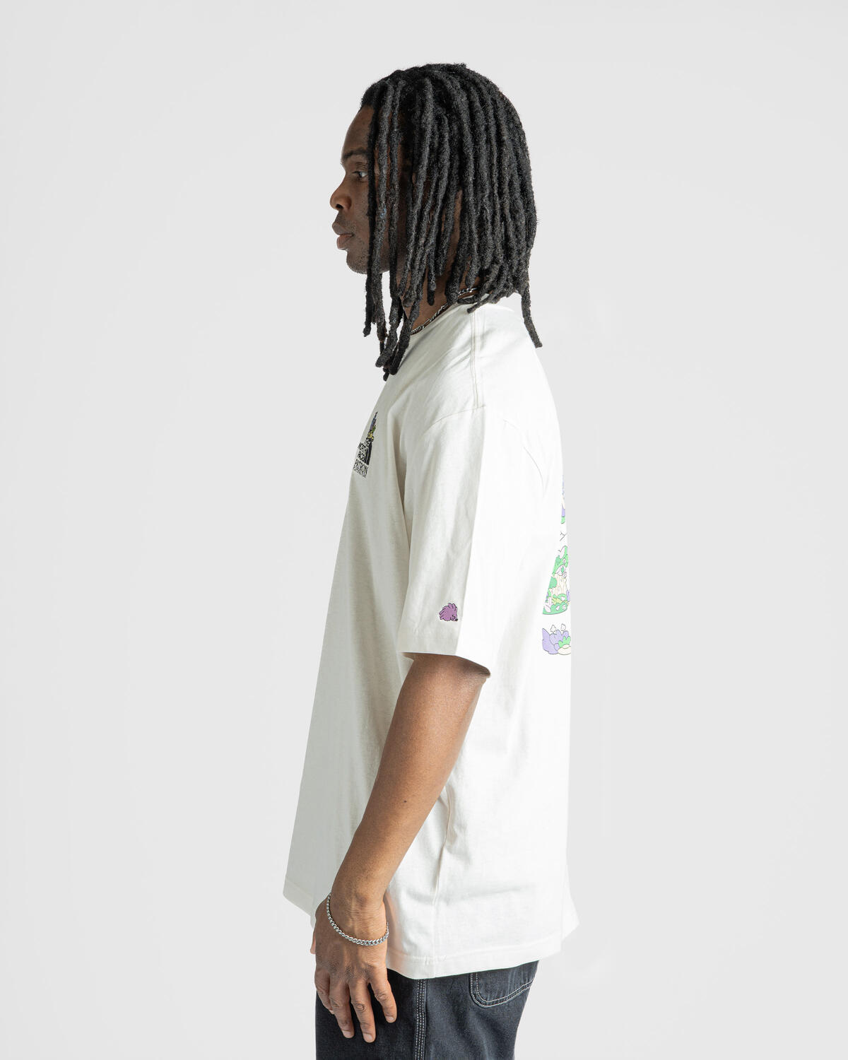 The North Face Unisex SS Clean Trails Oversized Tee - Image 4