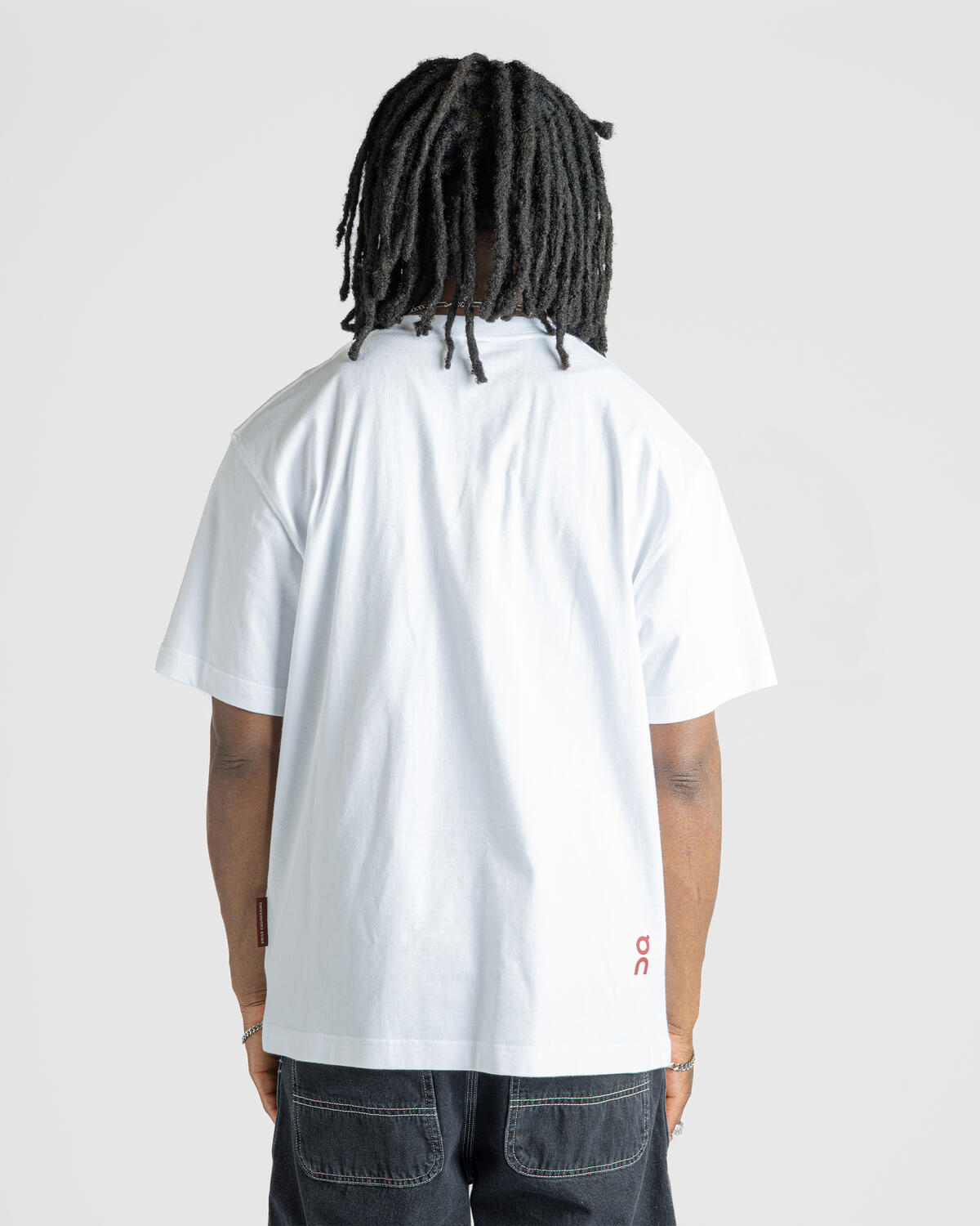 On Running Club T - Image 5