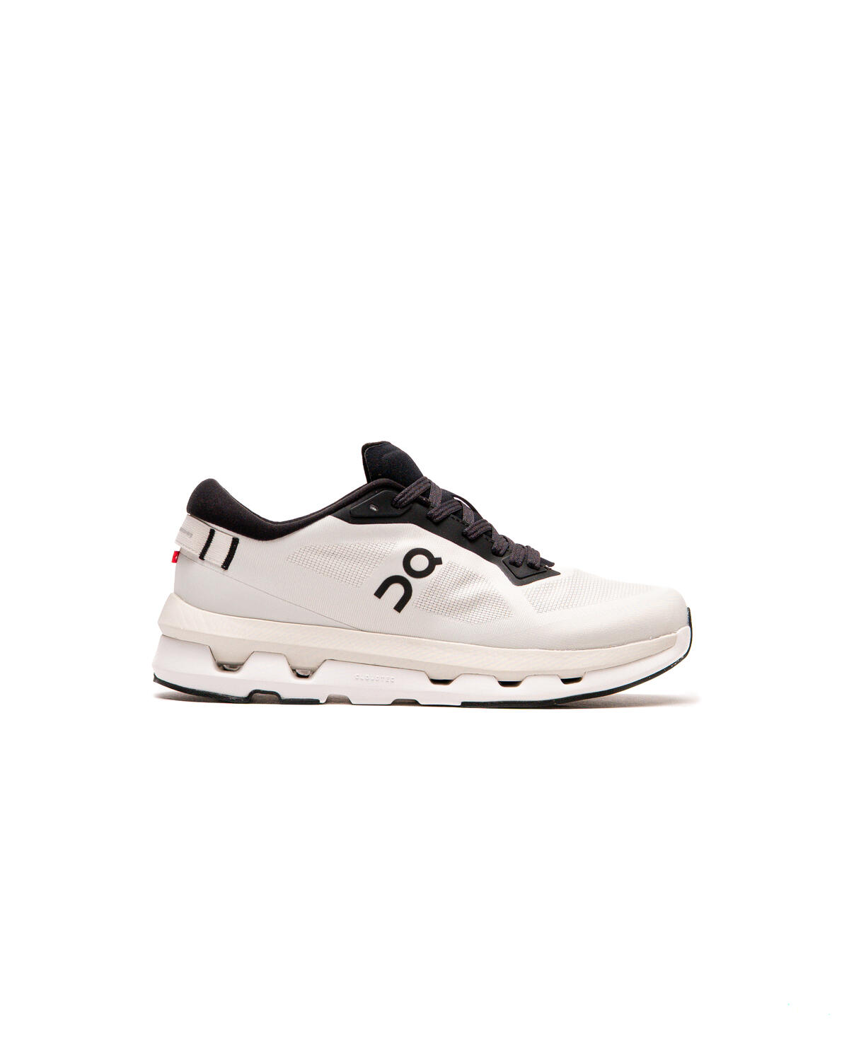 On Running Cloudzone - Ice / Black (Women's) - Image 39