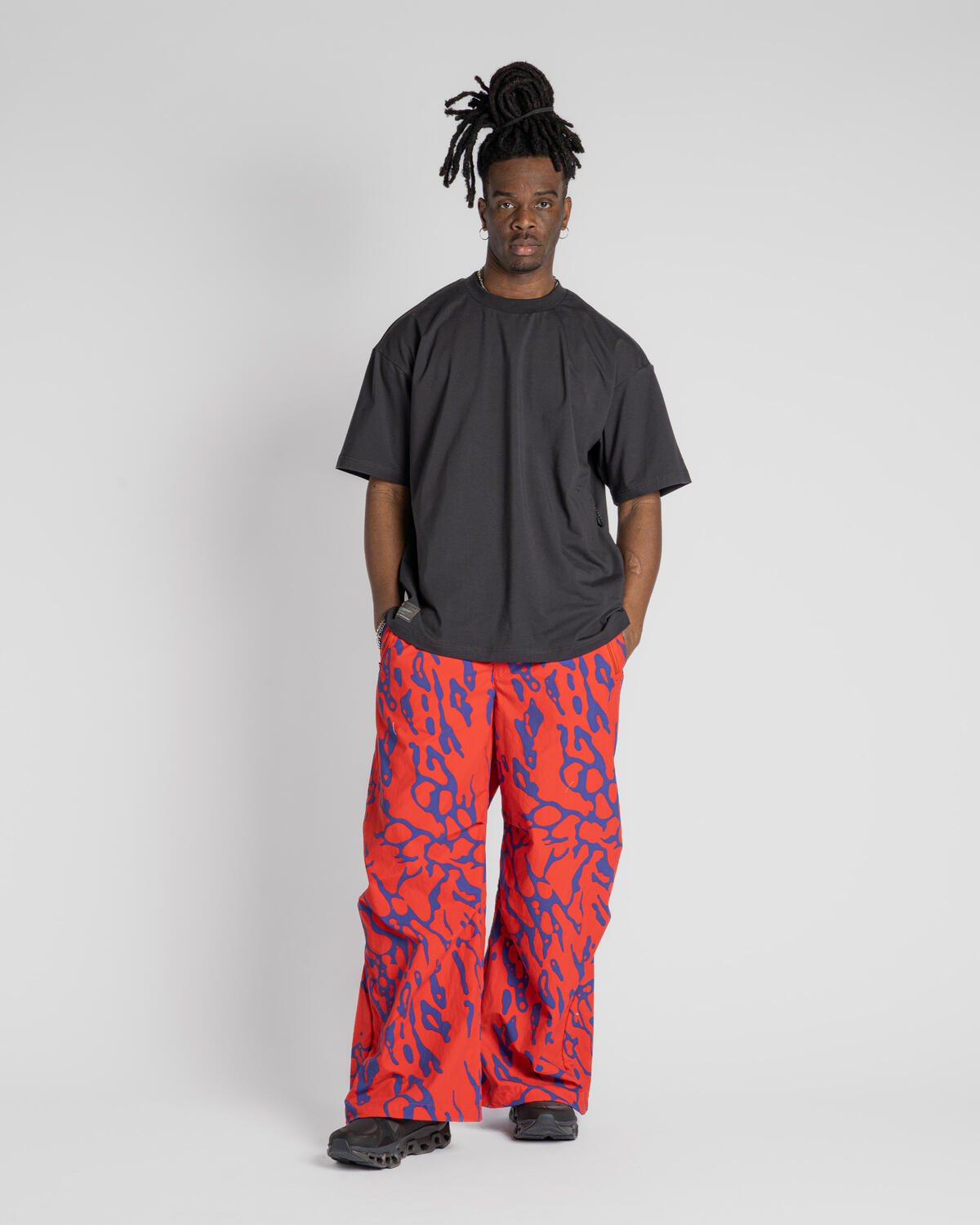 Nike Project F.R.O.G Parachute Pants Light Crimson / Deep Night - Image 4