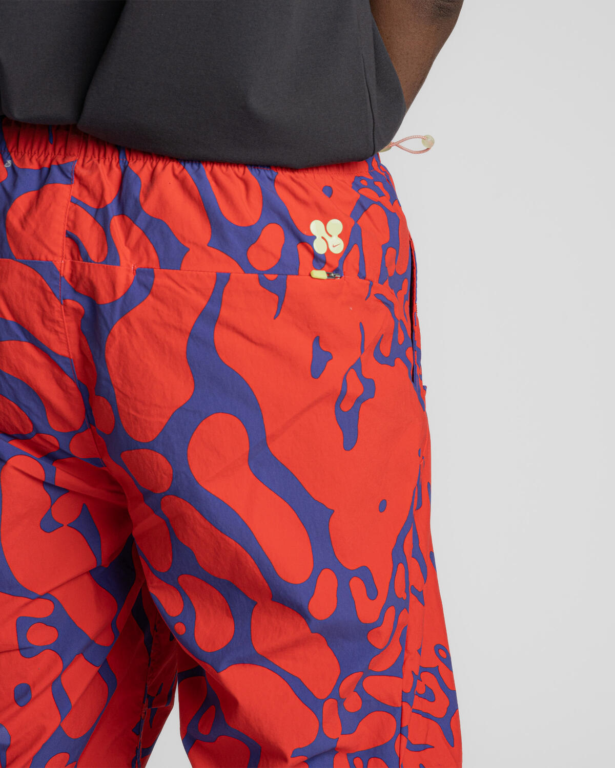 Nike Project F.R.O.G Parachute Pants Light Crimson / Deep Night - Image 8