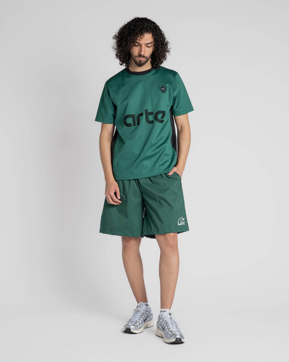 Arte Antwerp Logo Birds Shorts - Image 3