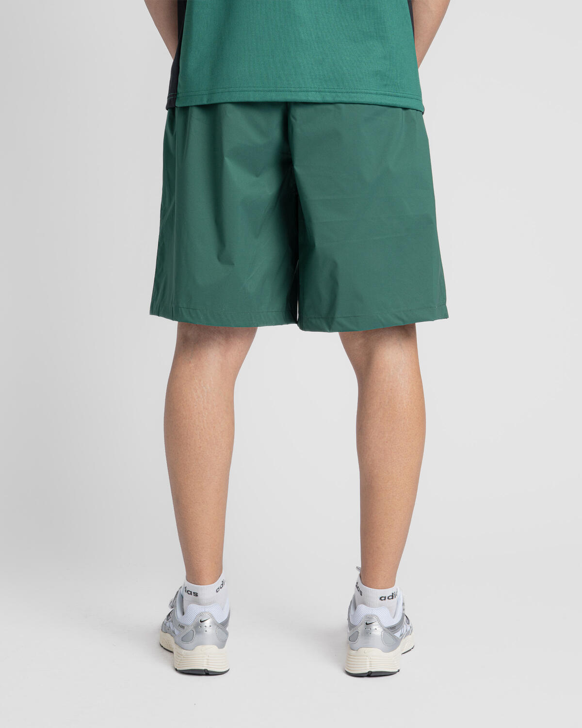 Arte Antwerp Logo Birds Shorts - Image 6