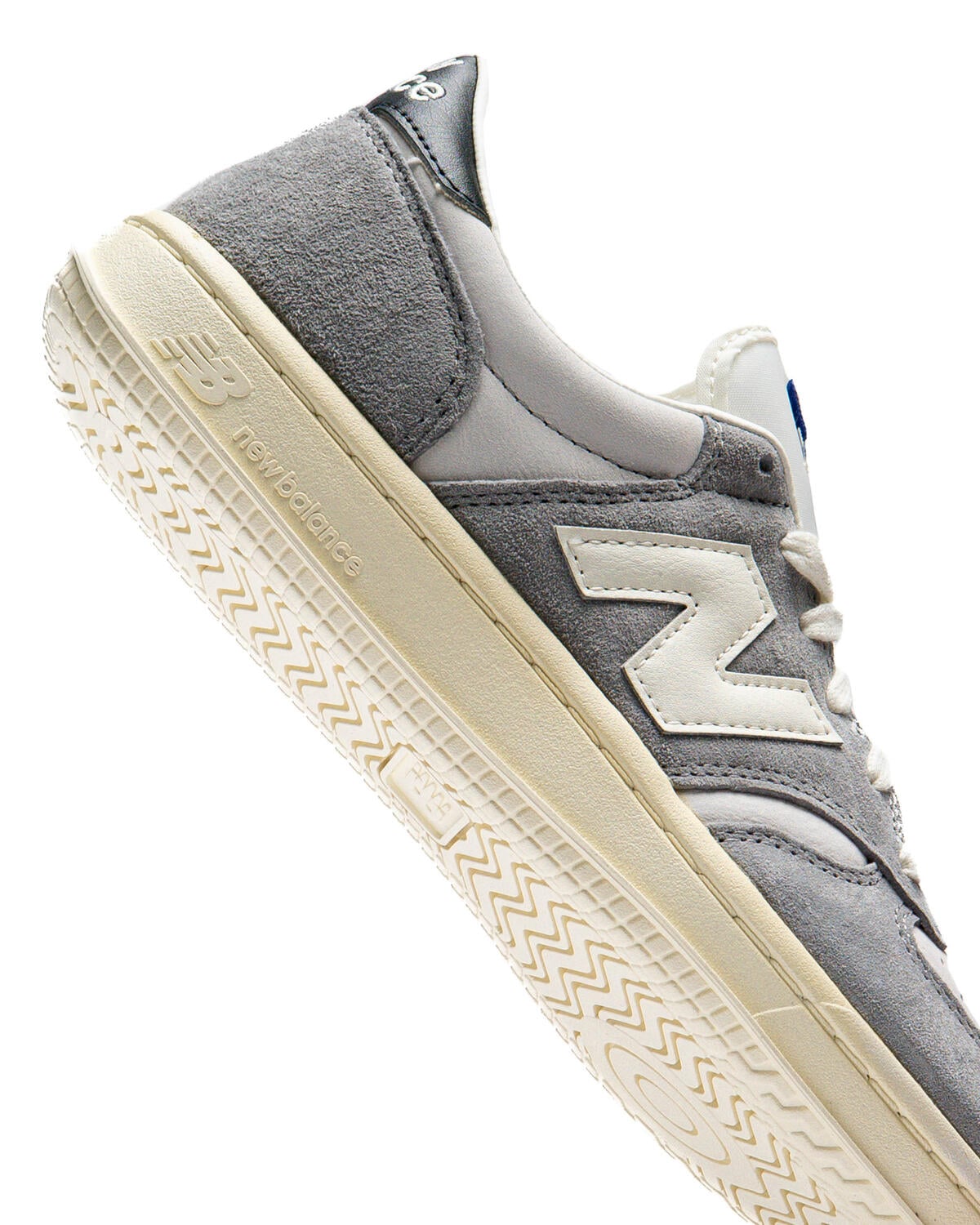 New Balance T500 OGA - Image 7